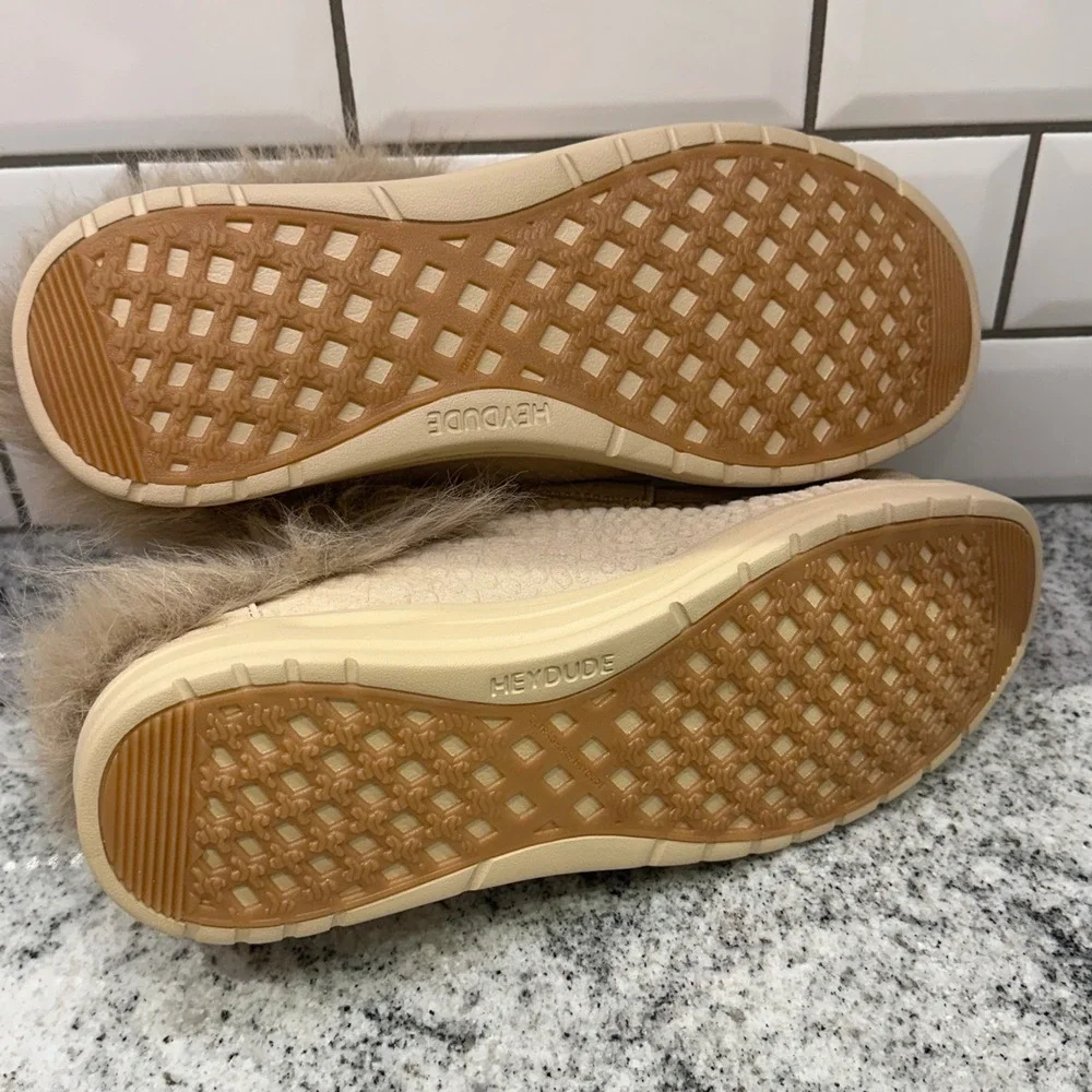 Hey Dude Mens 10 Wally Slip Loafer Market 2 Sand Beige Croc Faux Fur Horsebit